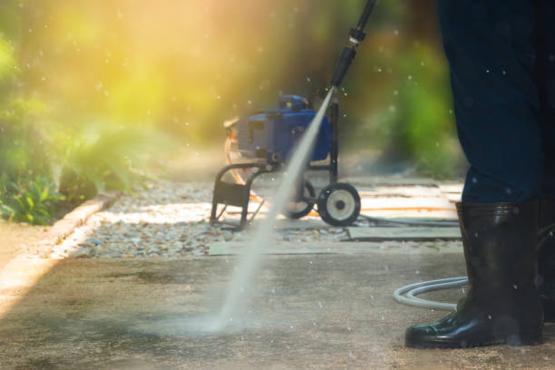 Playground Equipment Cleaning in Evansville, WI